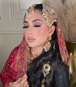 Facetune_06-04-2026-21-46-09